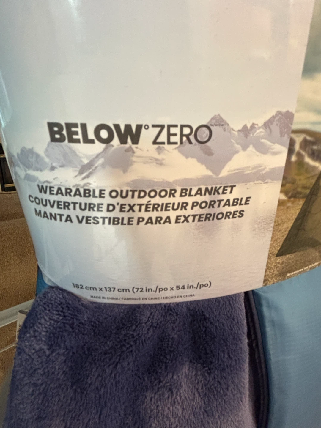 Below Zero Wearable Outdoor Blankets 🏈