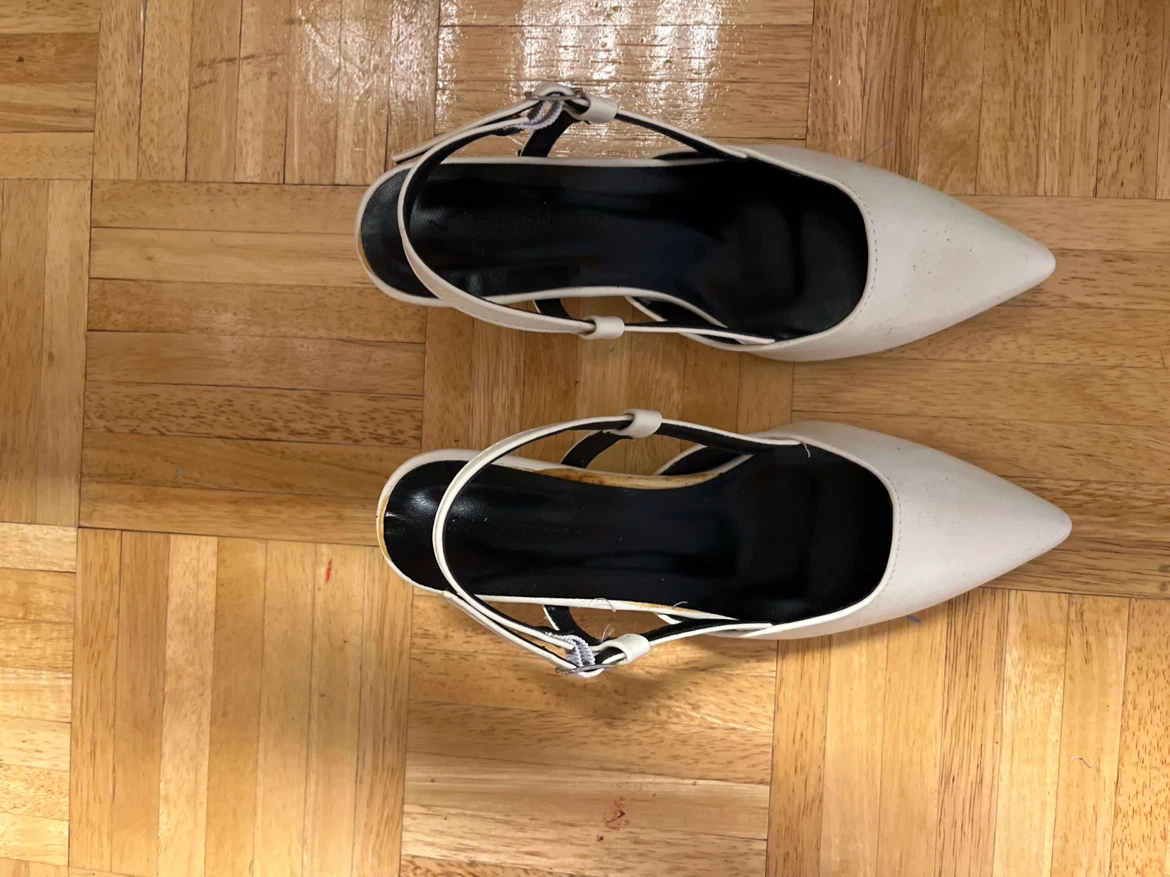 White Pointed-Toe Slingback Heels 🏈