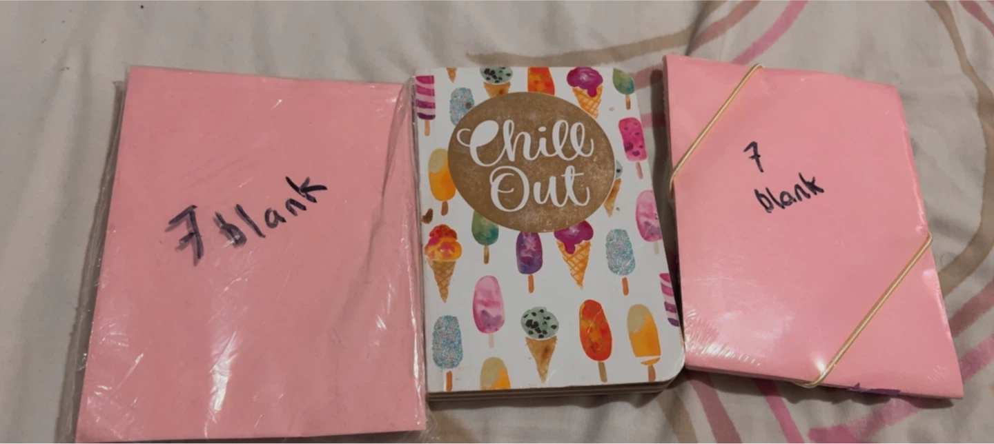 🏈 One Notebook and two packages of greeting cards with envelopes - photo 2