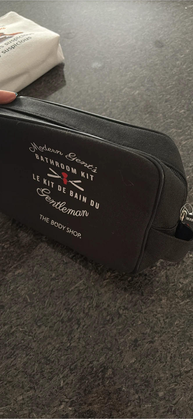 NEW Make-up/Travel Cases - photo 2