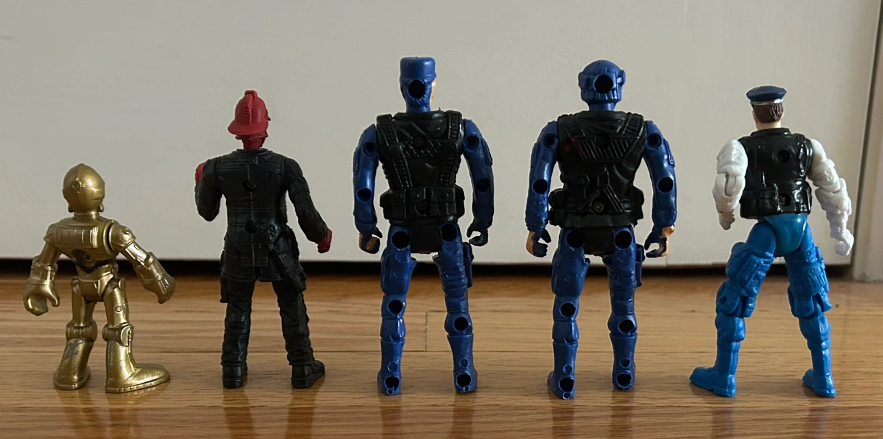 Set of 5 Assorted Action Figures - photo 3
