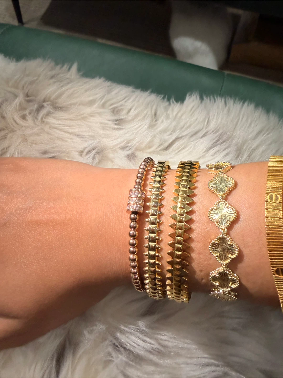 Bracelets - photo 2