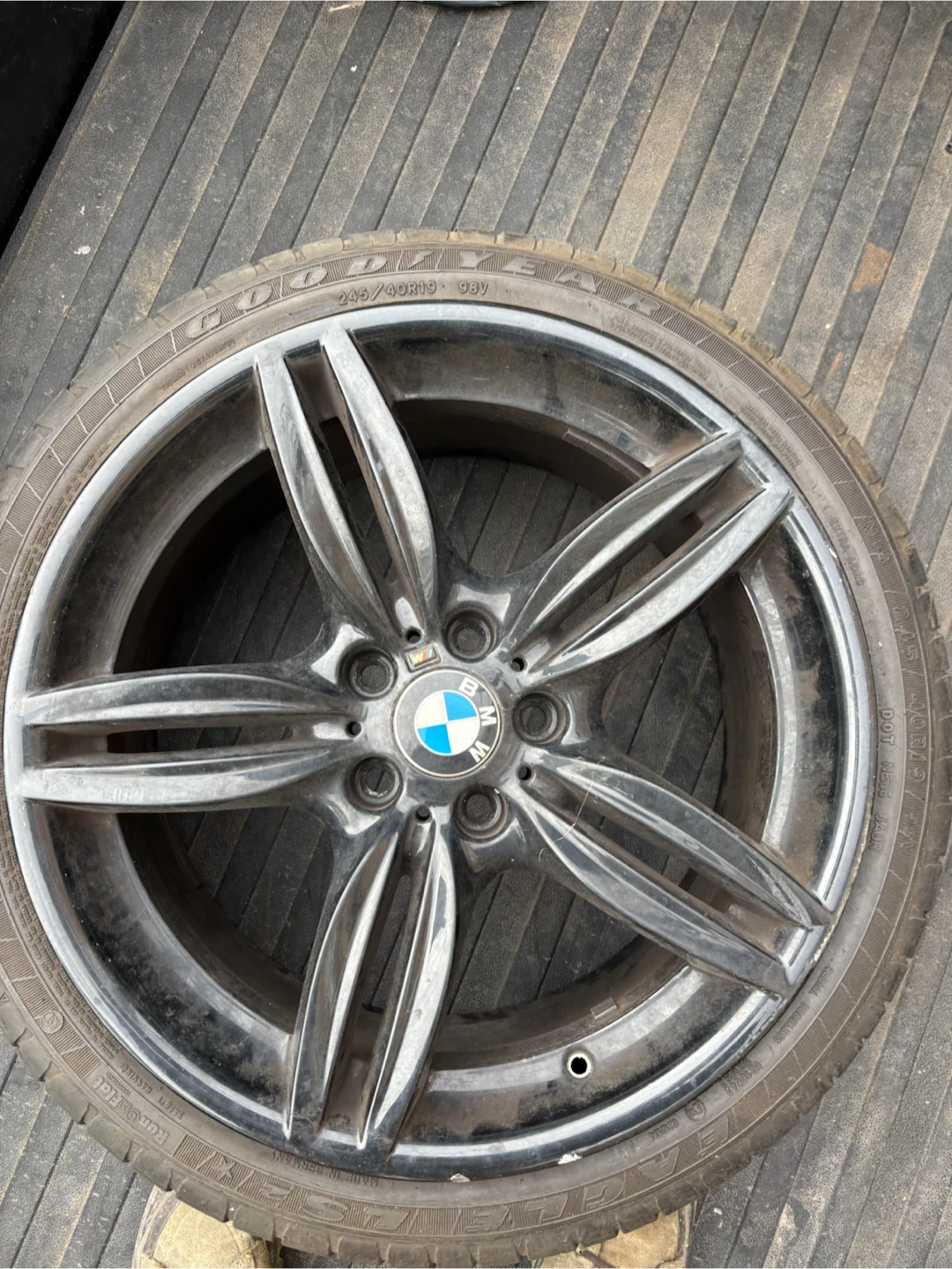 BMW M Sport 19-inch Wheel and Goodyear Tire - photo 2