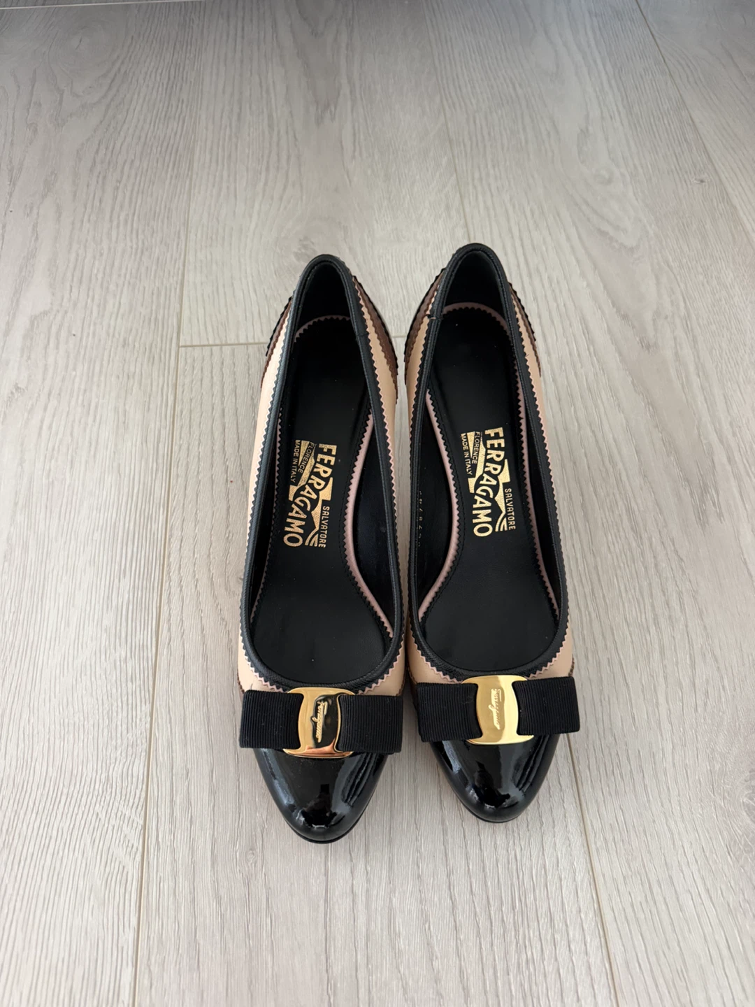 Salvatore Ferragamo Vara Bow Pumps