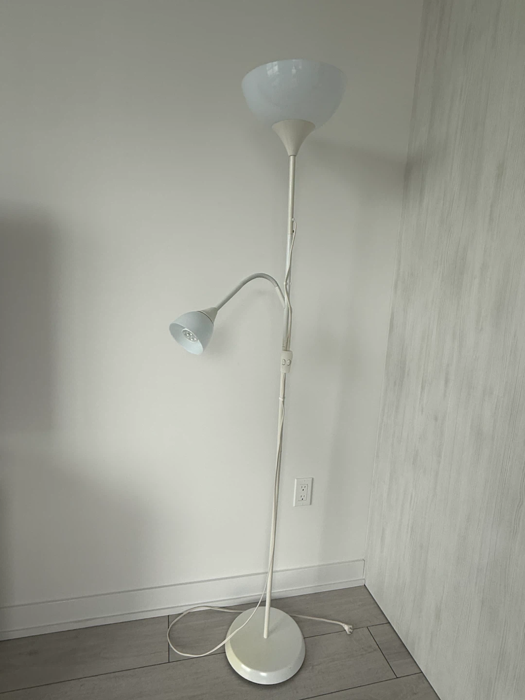 White floor lamp with reading light