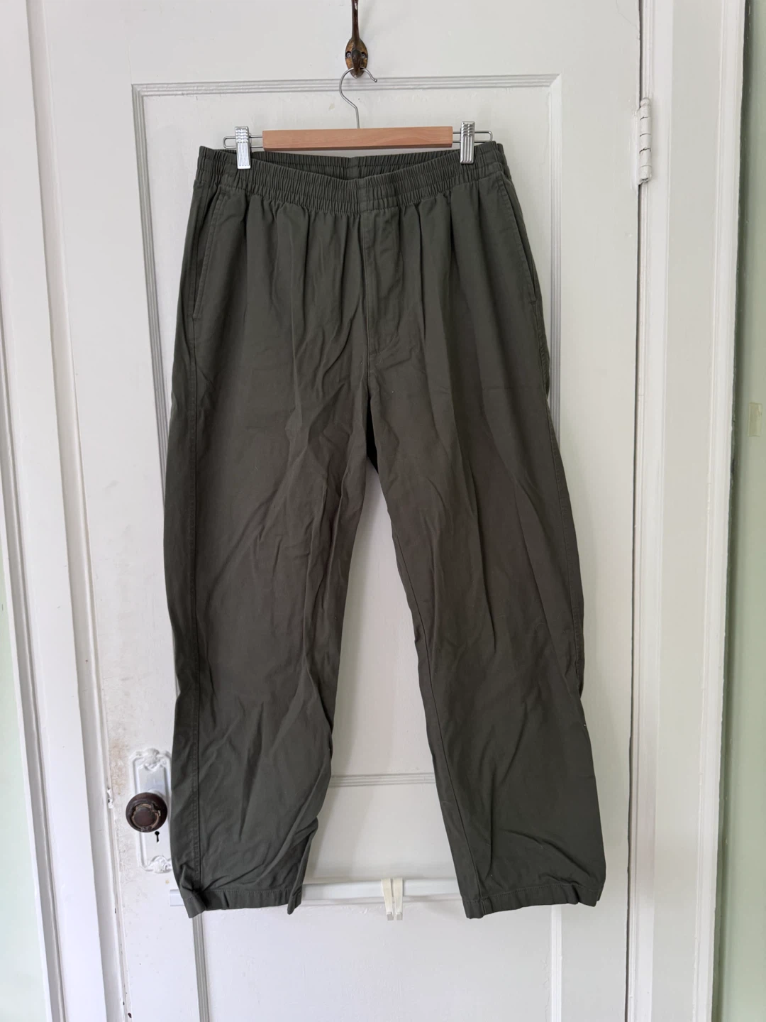 Uniqlo Olive Green Jogger Pants Size Large