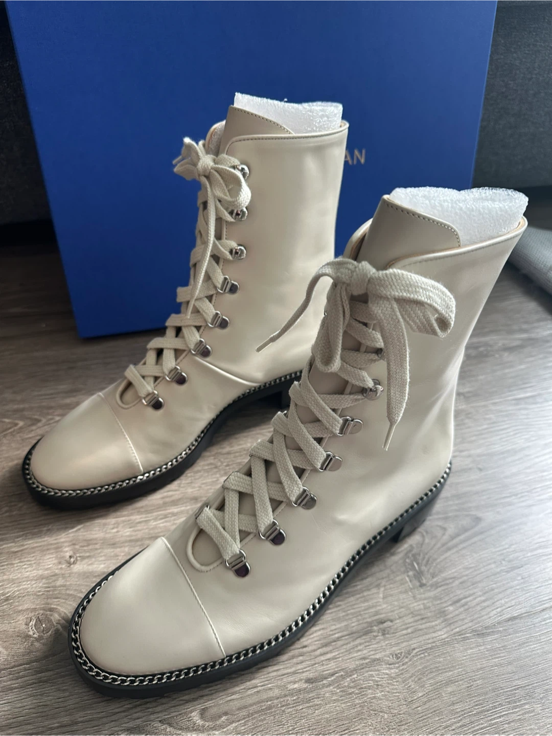 Brand NEW Stuart Weitzman Off-White Lace-Up Boots - photo 3