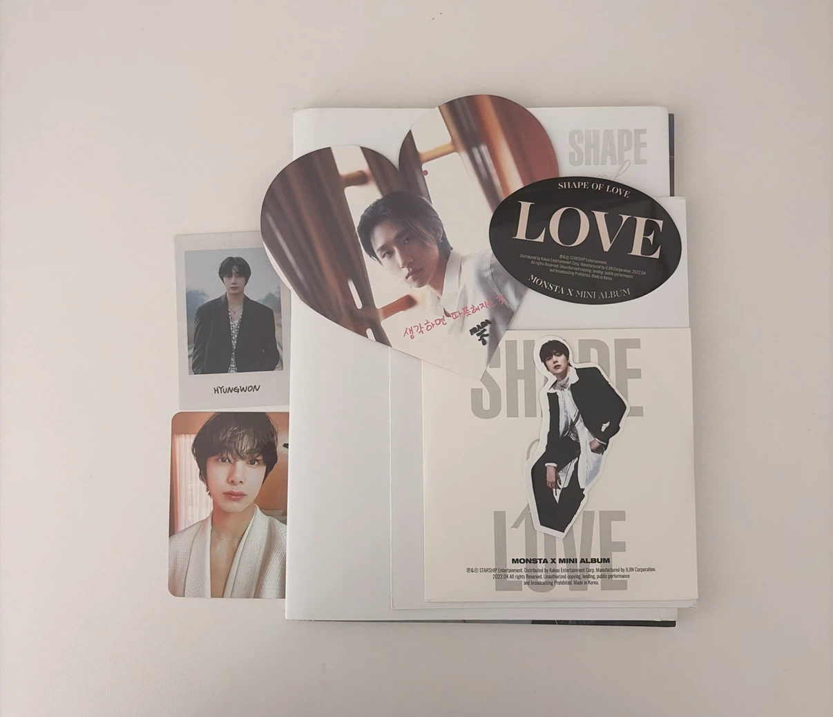 Monsta X Shape of Love Mini Album