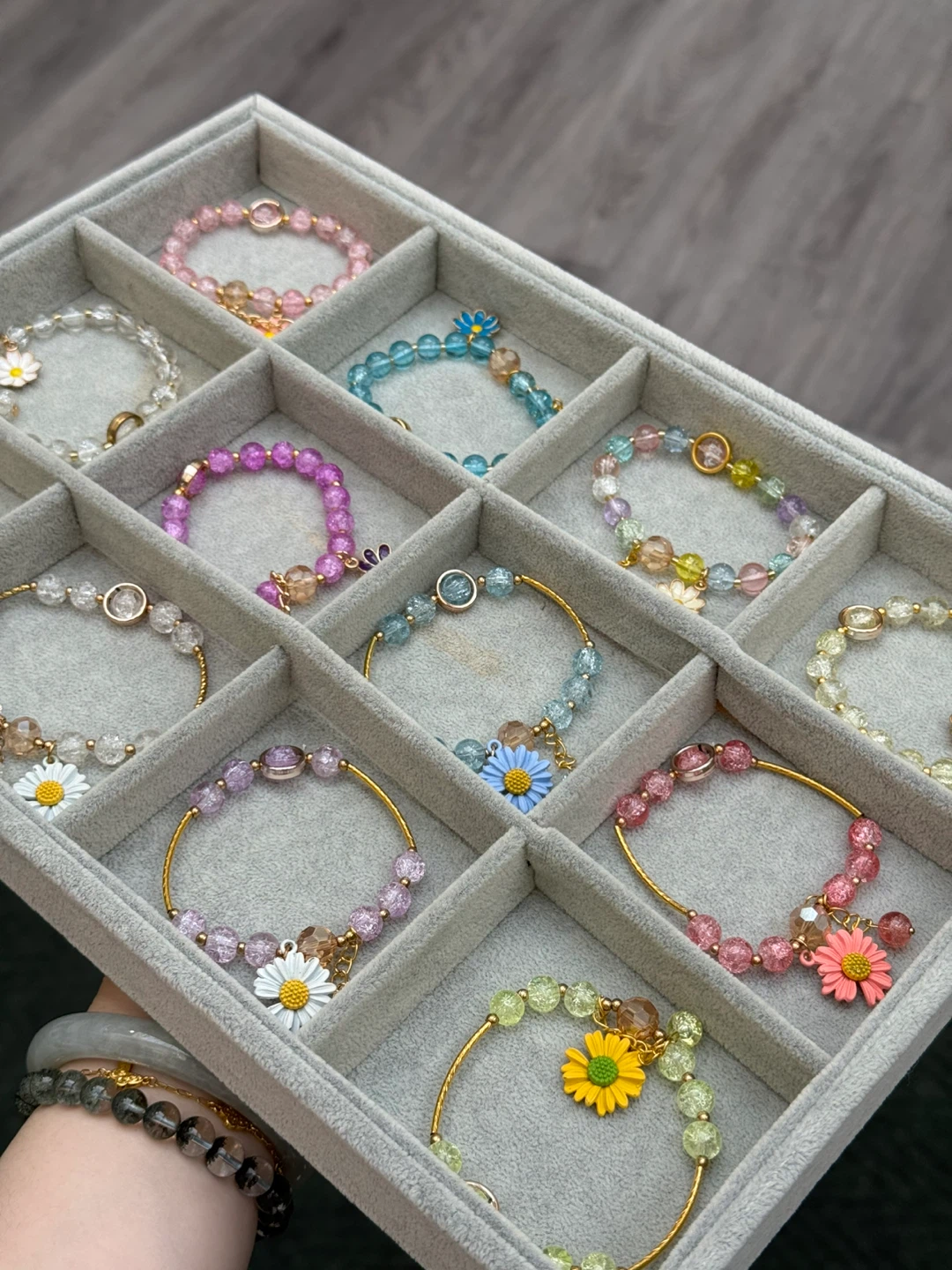 Assorted Beaded Daisy Bracelets - photo 3