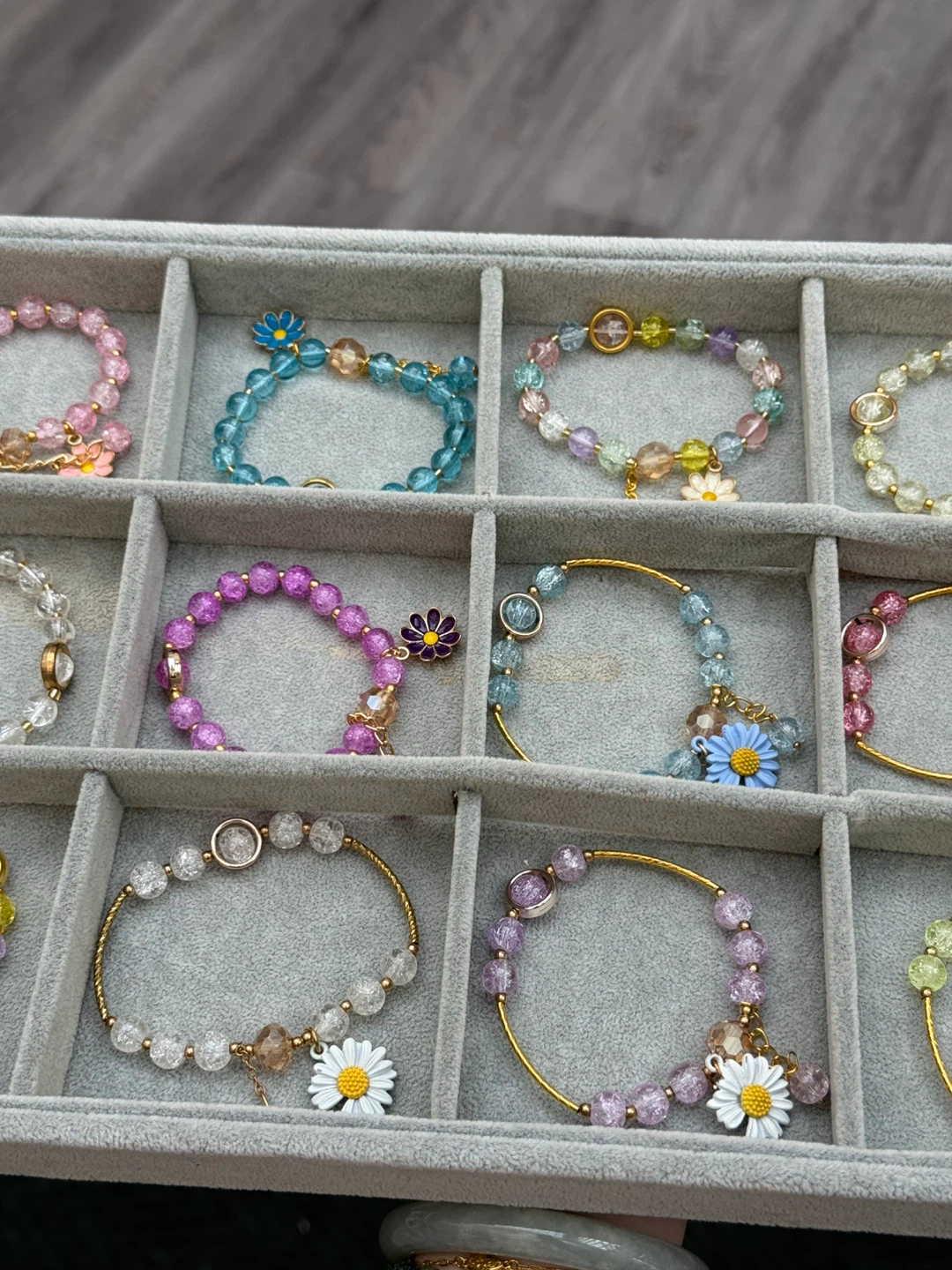 Assorted Beaded Daisy Bracelets - photo 4