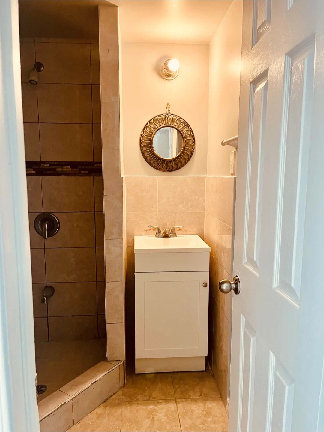 1 bedroom basement apartment for rent - photo 3