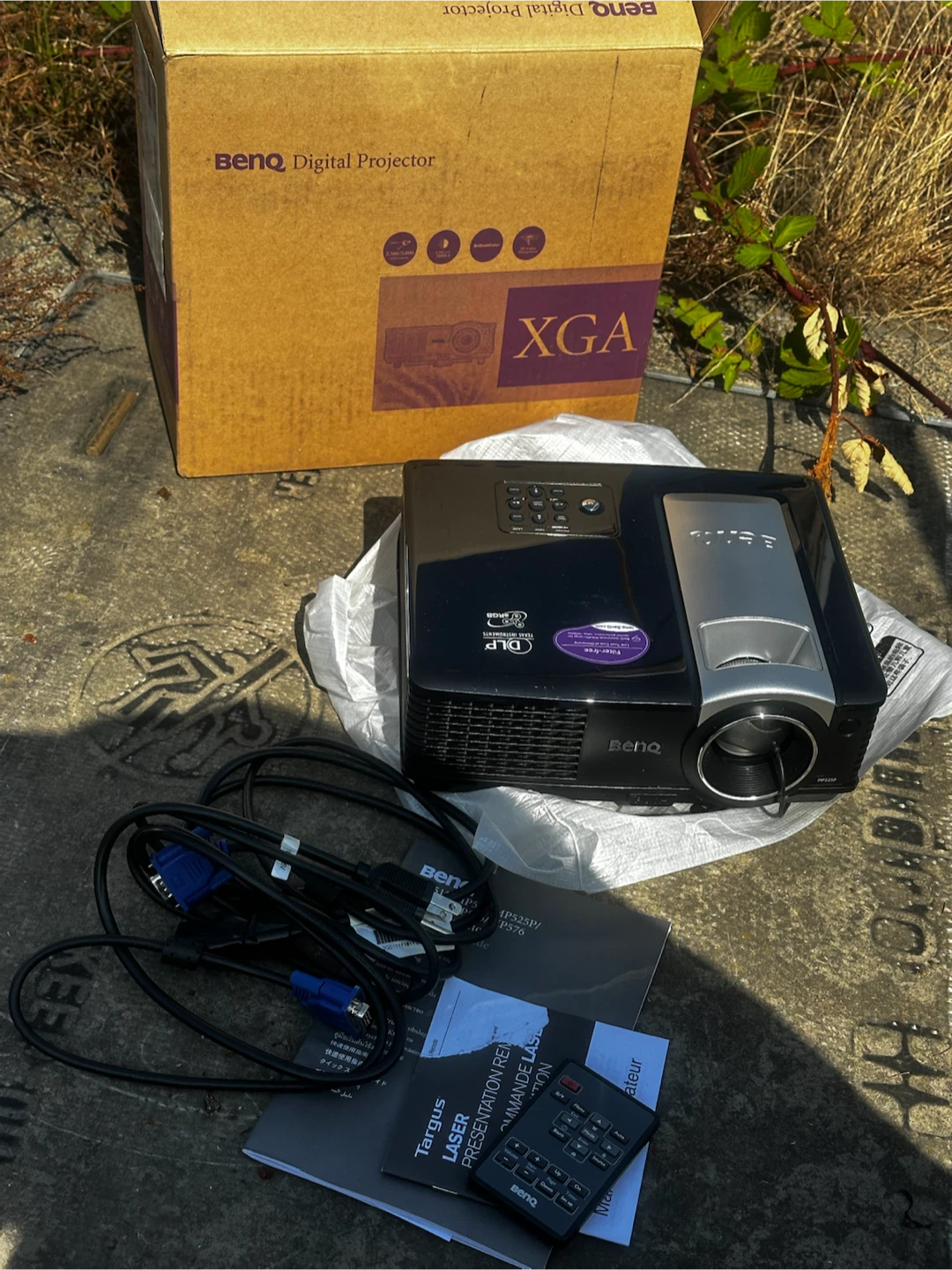BenQ MP525P Digital DLP Projector