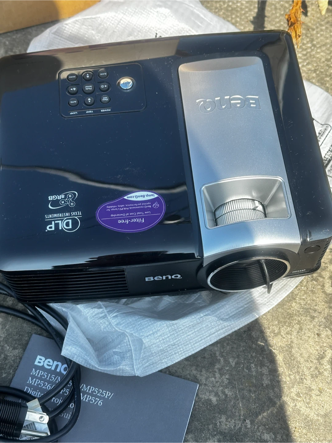 BenQ MP525P Digital DLP Projector - photo 3