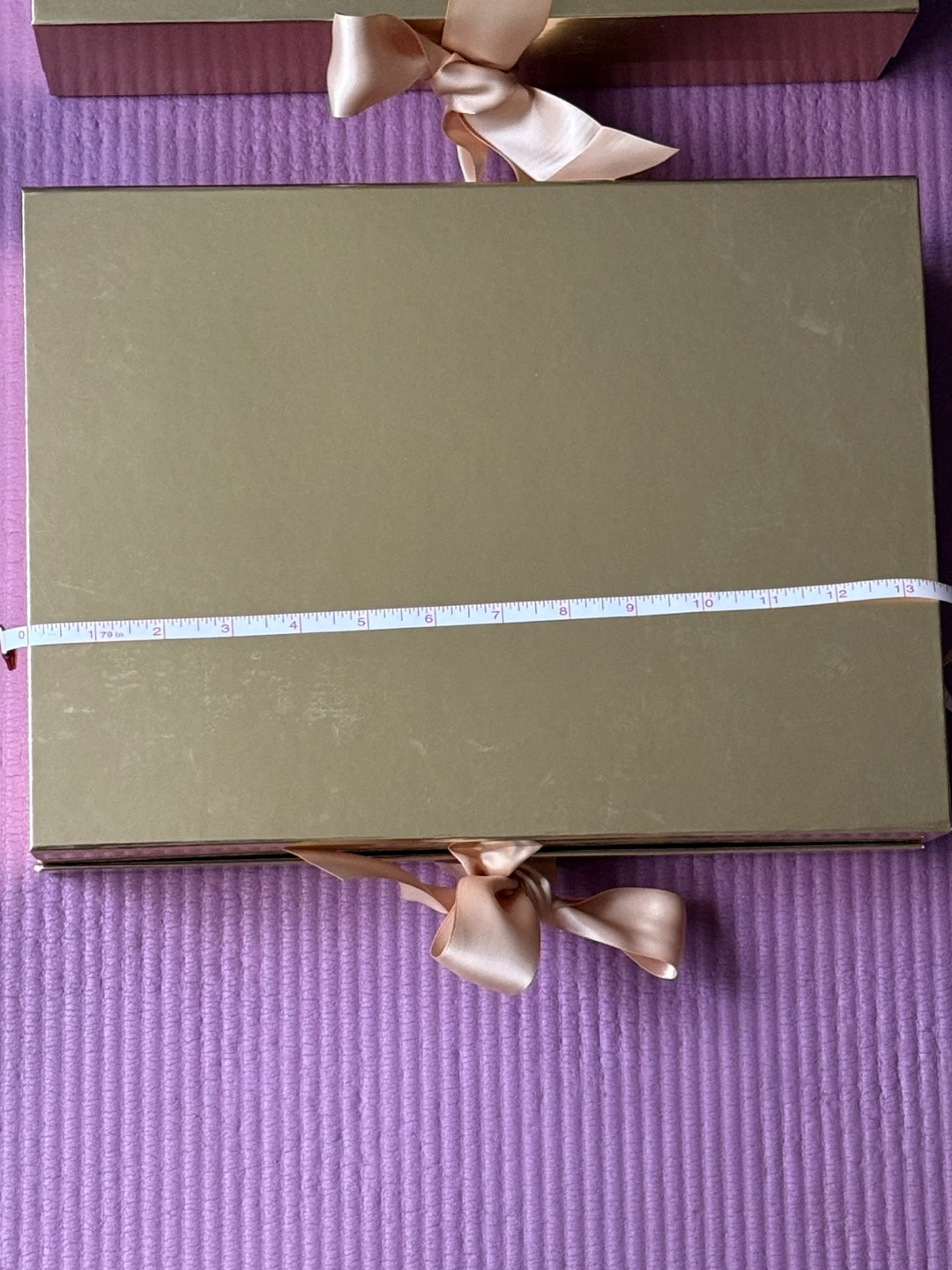 NEW✨🏈decorative gold gift box with pink ribbons - photo 4