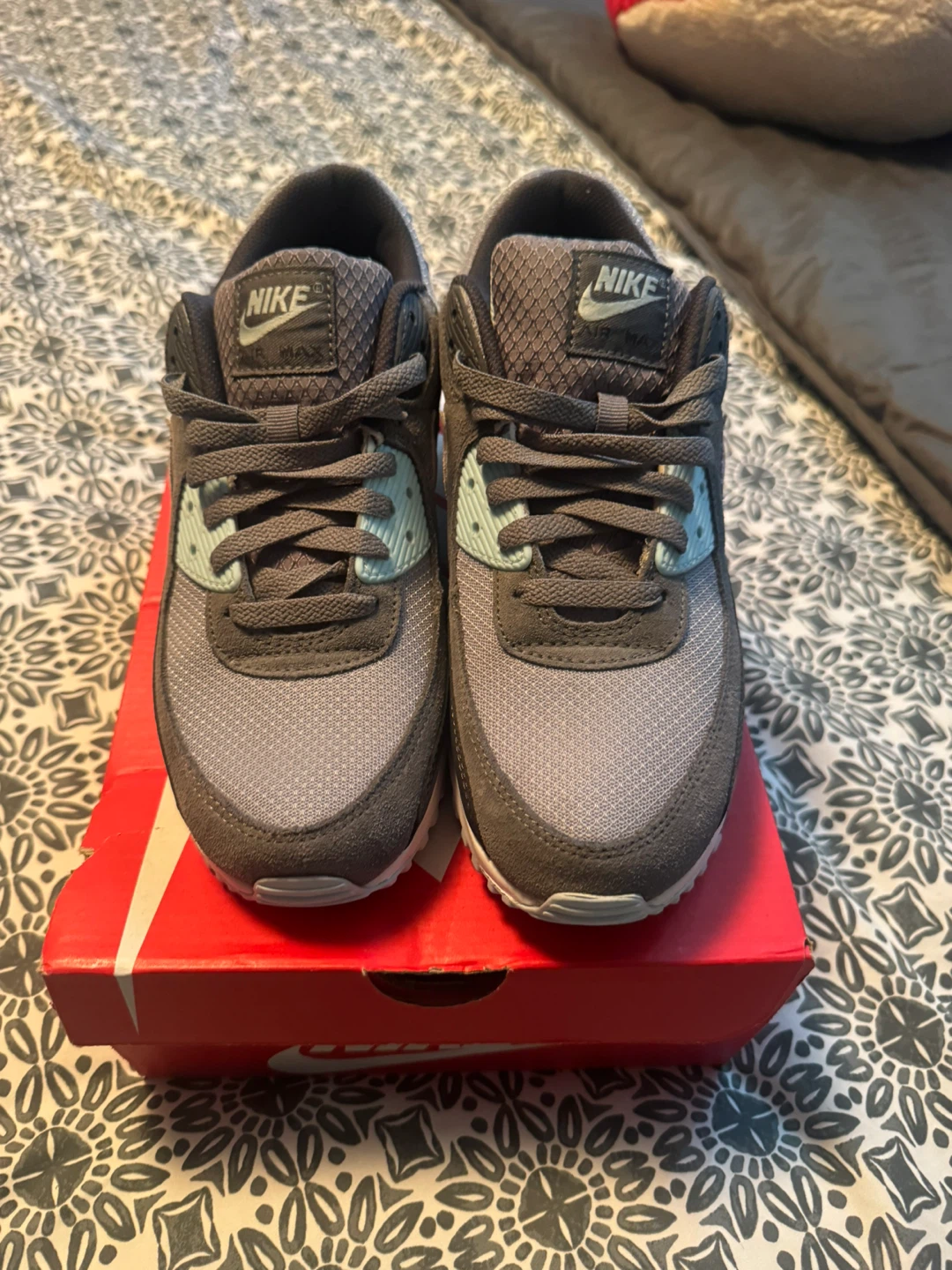 Nike shoes 9.5 - photo 5