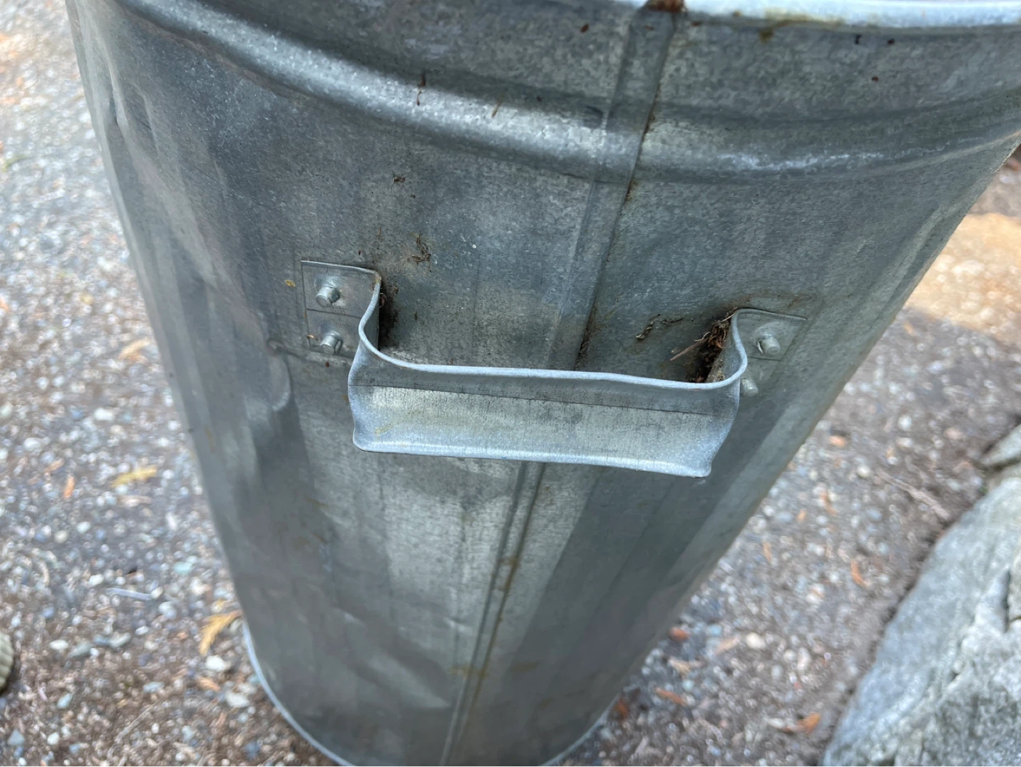 Galvanized Steel Can 🏈 - photo 2