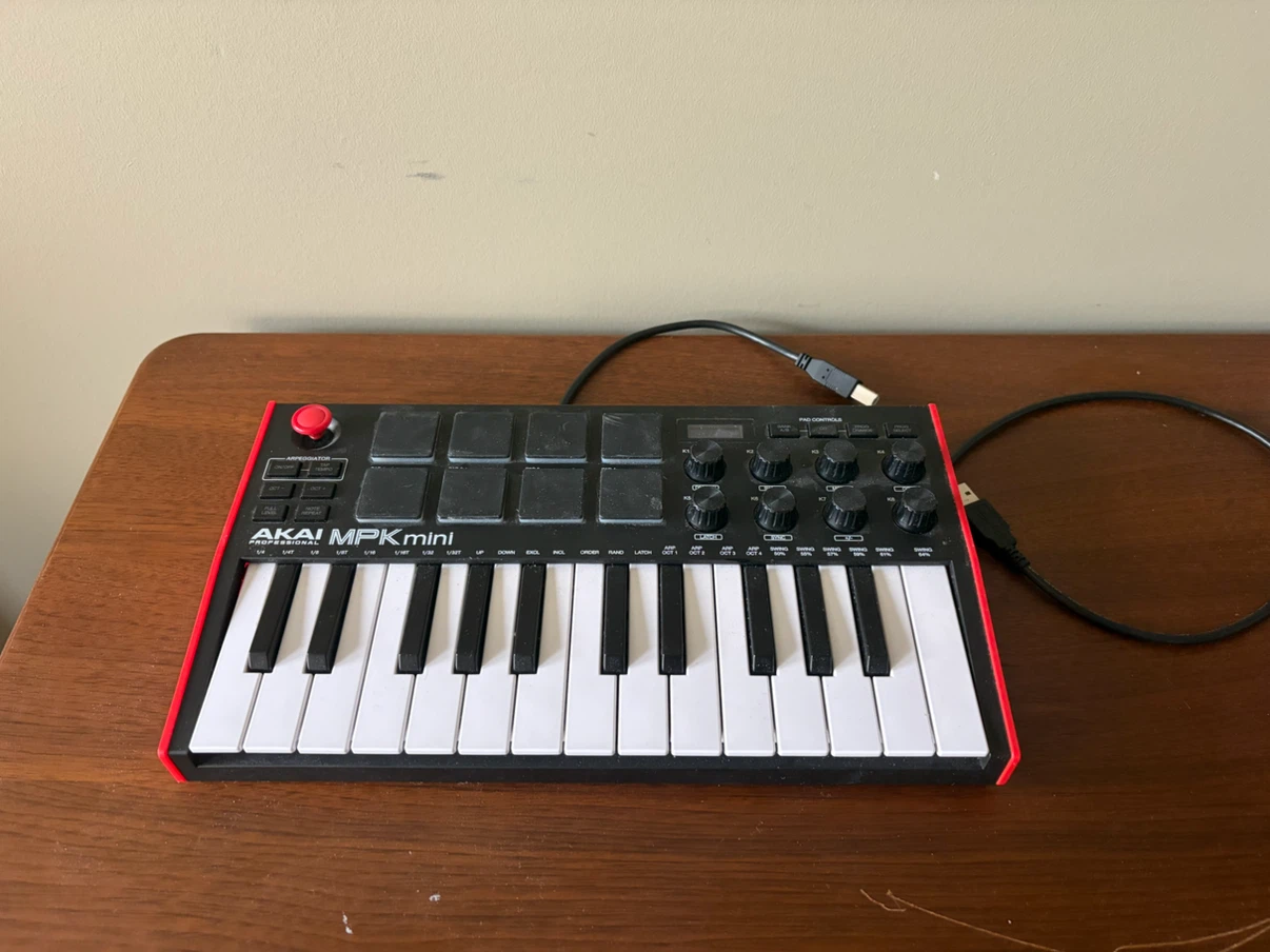 Akai MPK Mini MIDI Keyboard Controller (with cable) - photo 2