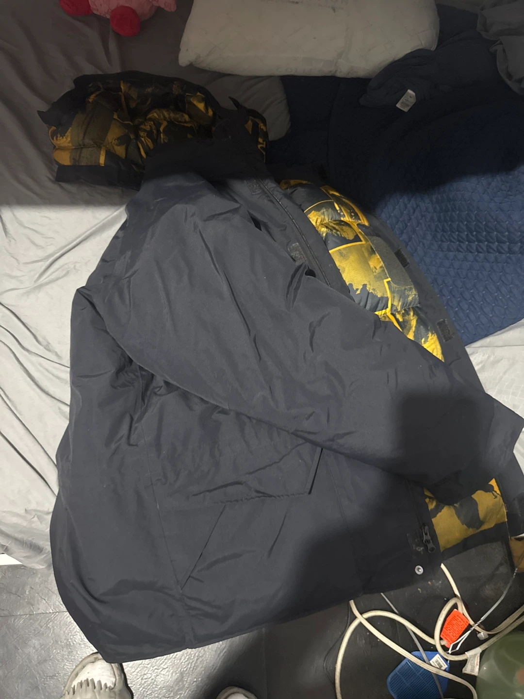Marmot Gore-Tex Down Jacket - photo 2