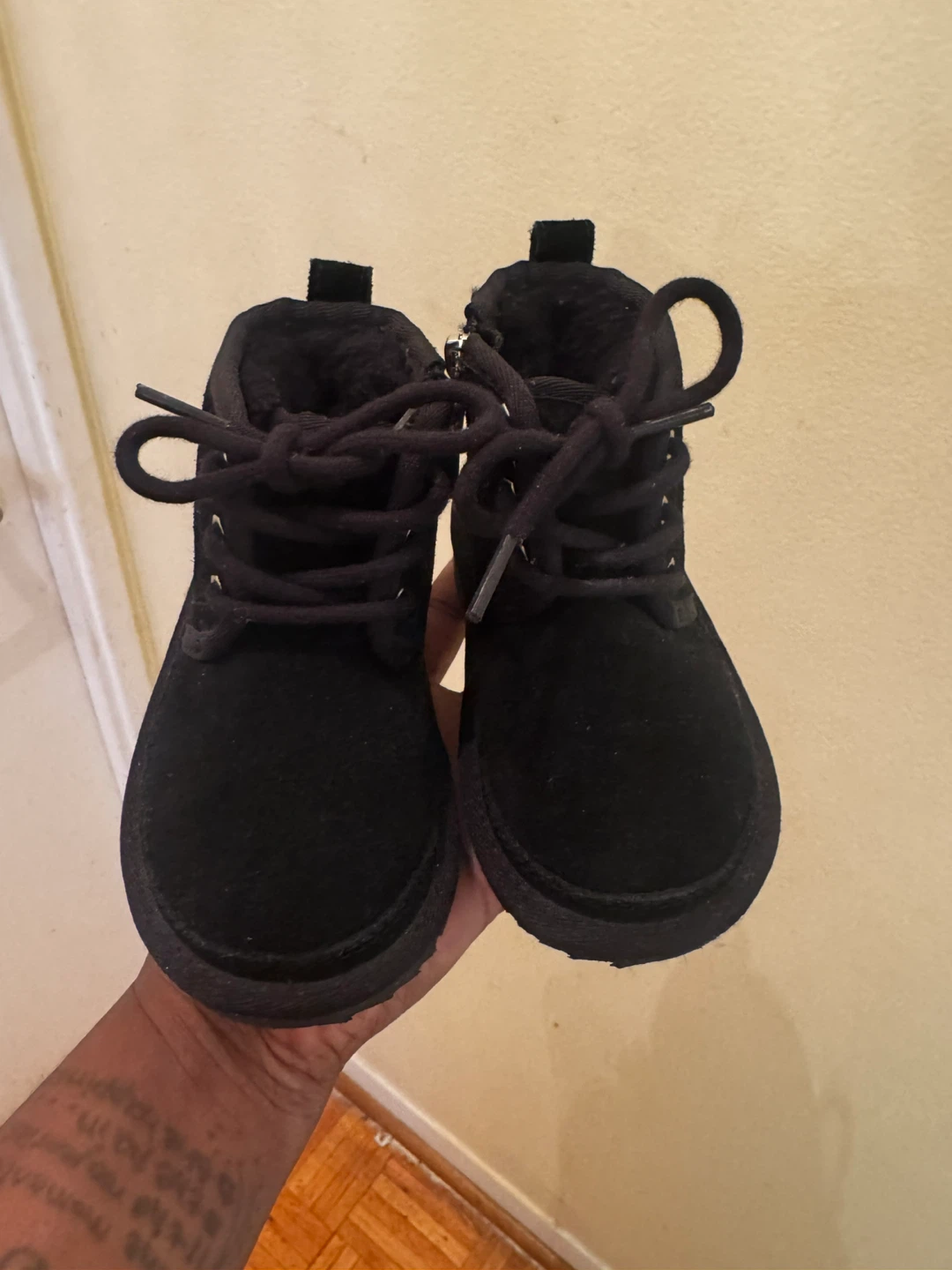 Toddler UGG Boots - Black