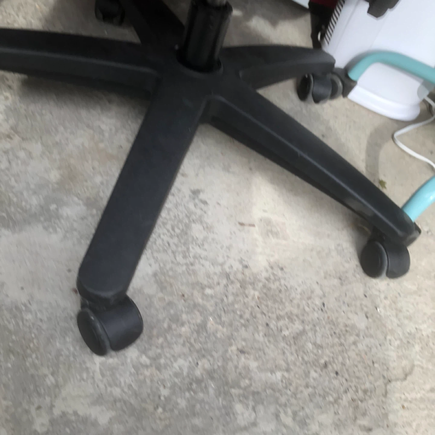 ergoCentric Ergonomic Office Chair - photo 4