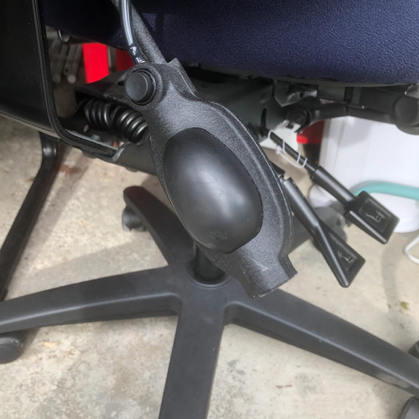 ergoCentric Ergonomic Office Chair - photo 2
