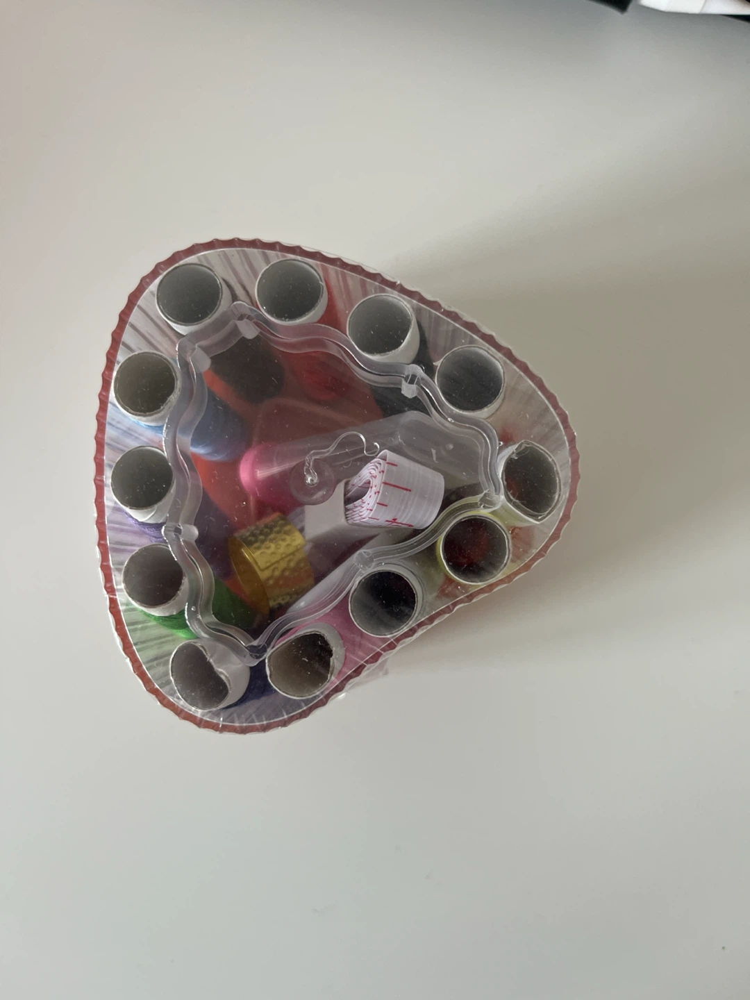 (NEW) Heart-Shaped Sewing Kit 🏈 - photo 2