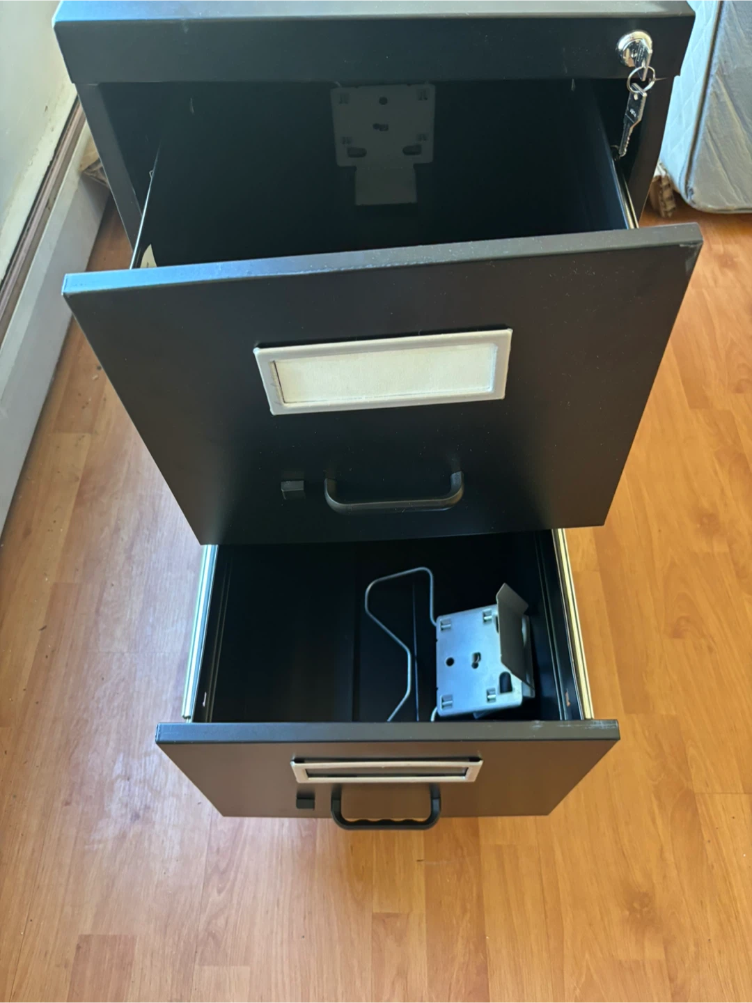 2-Drawer Filing Cabinet - photo 3