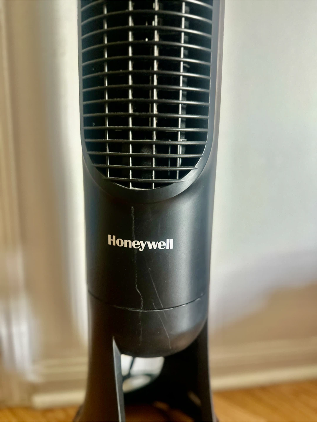 Honeywell QuietSet Tower Fan - photo 2
