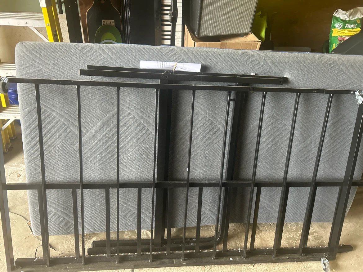Rollaway Guest Bed