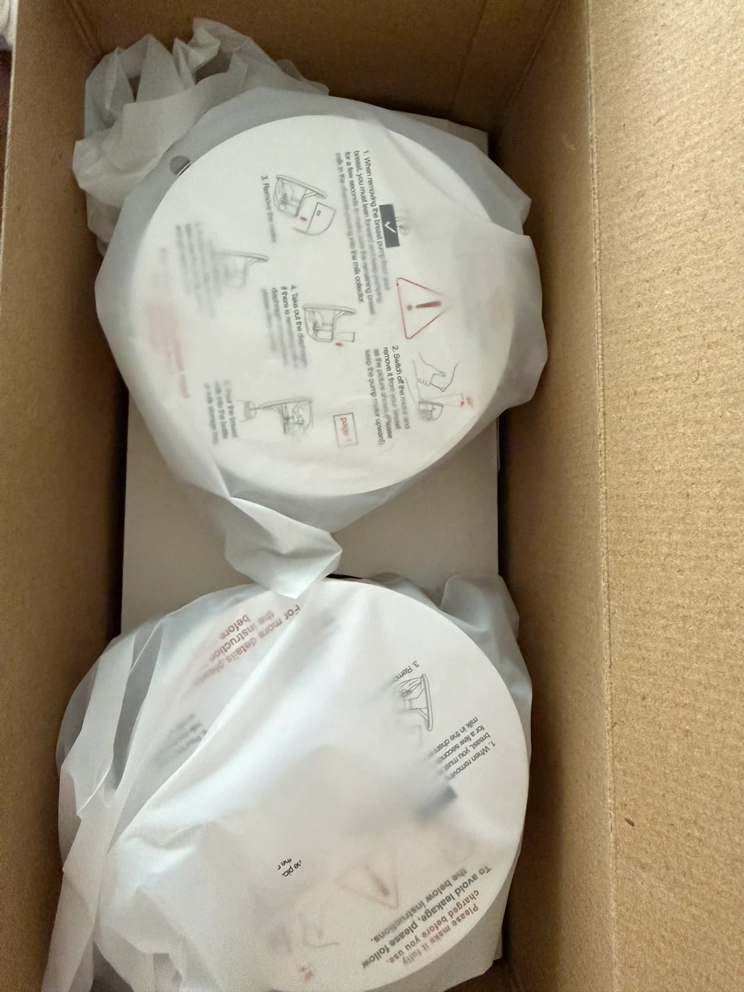 Momcozy M1 Wearable Breast Pump Set - photo 3