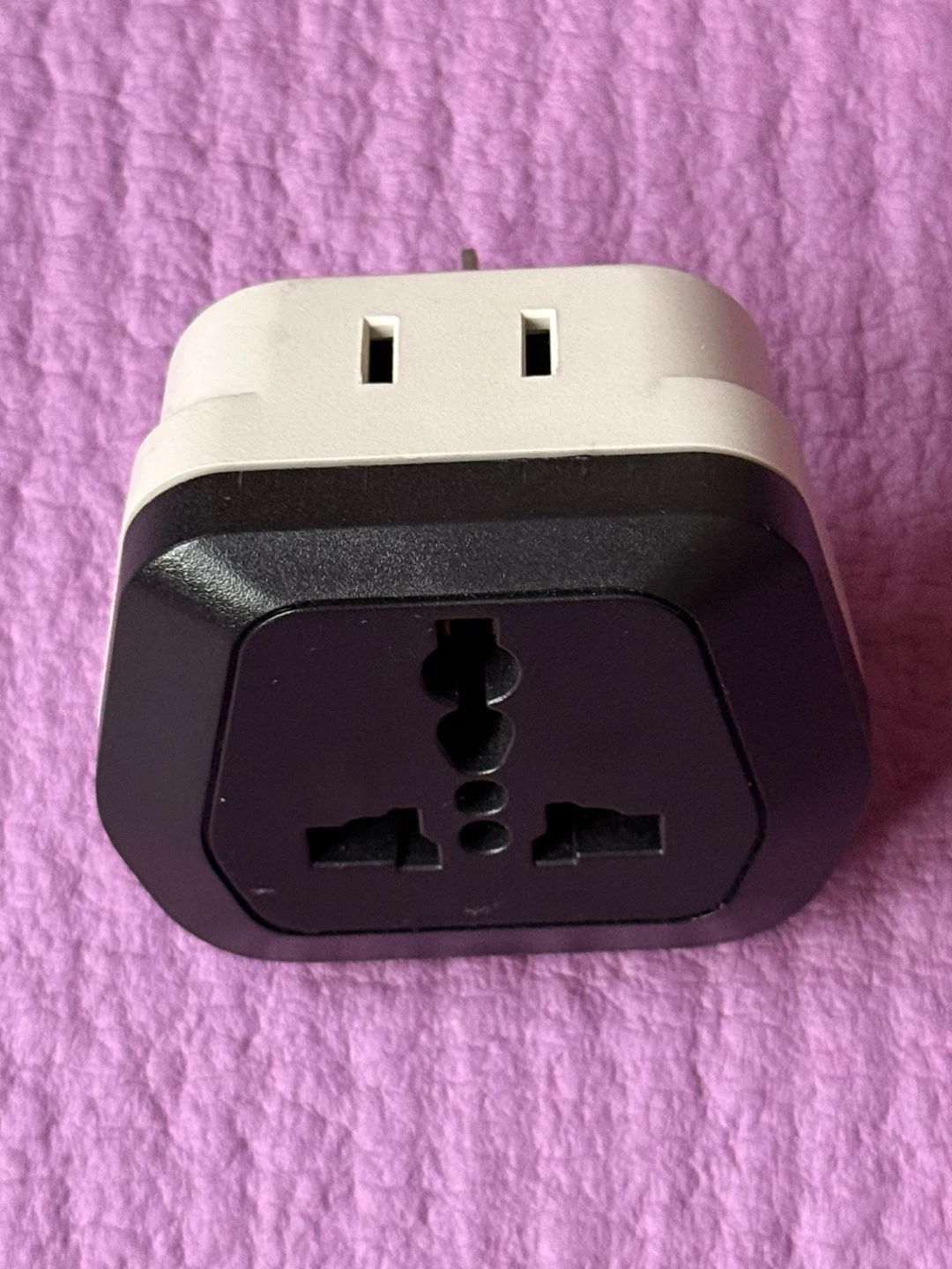 NEW✨🏈Universal Power Travel Adapter Plug - photo 2