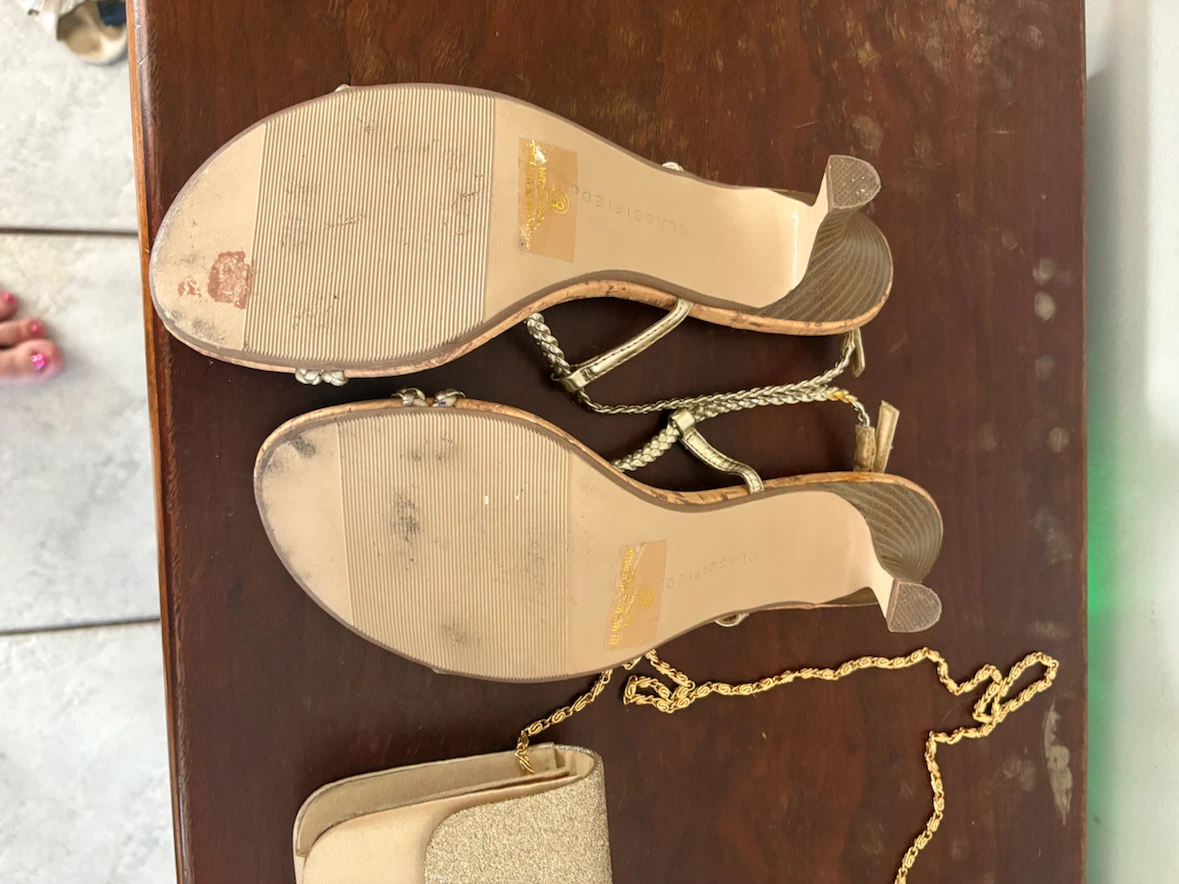 Classified Gold Sandals and Clutch Set - photo 4
