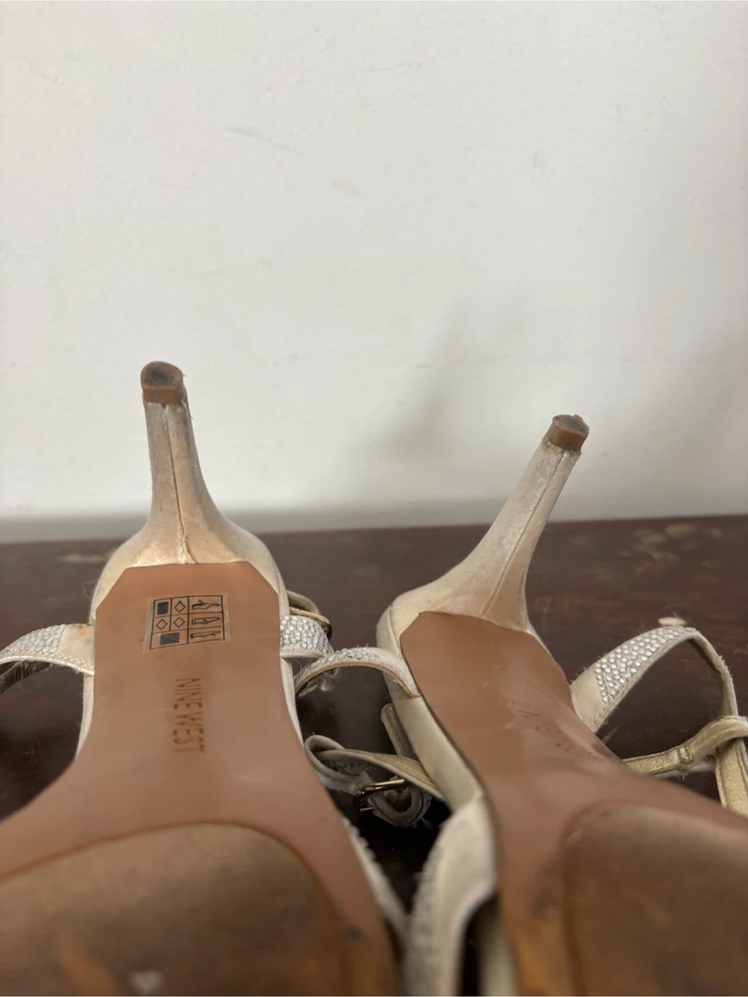 Nine West White Heels - Size 8 - photo 3