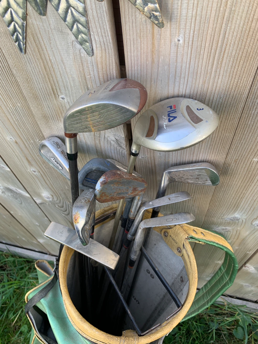 Vintage Golf Bag with Pull Cart and Mixed Club Set. - photo 3