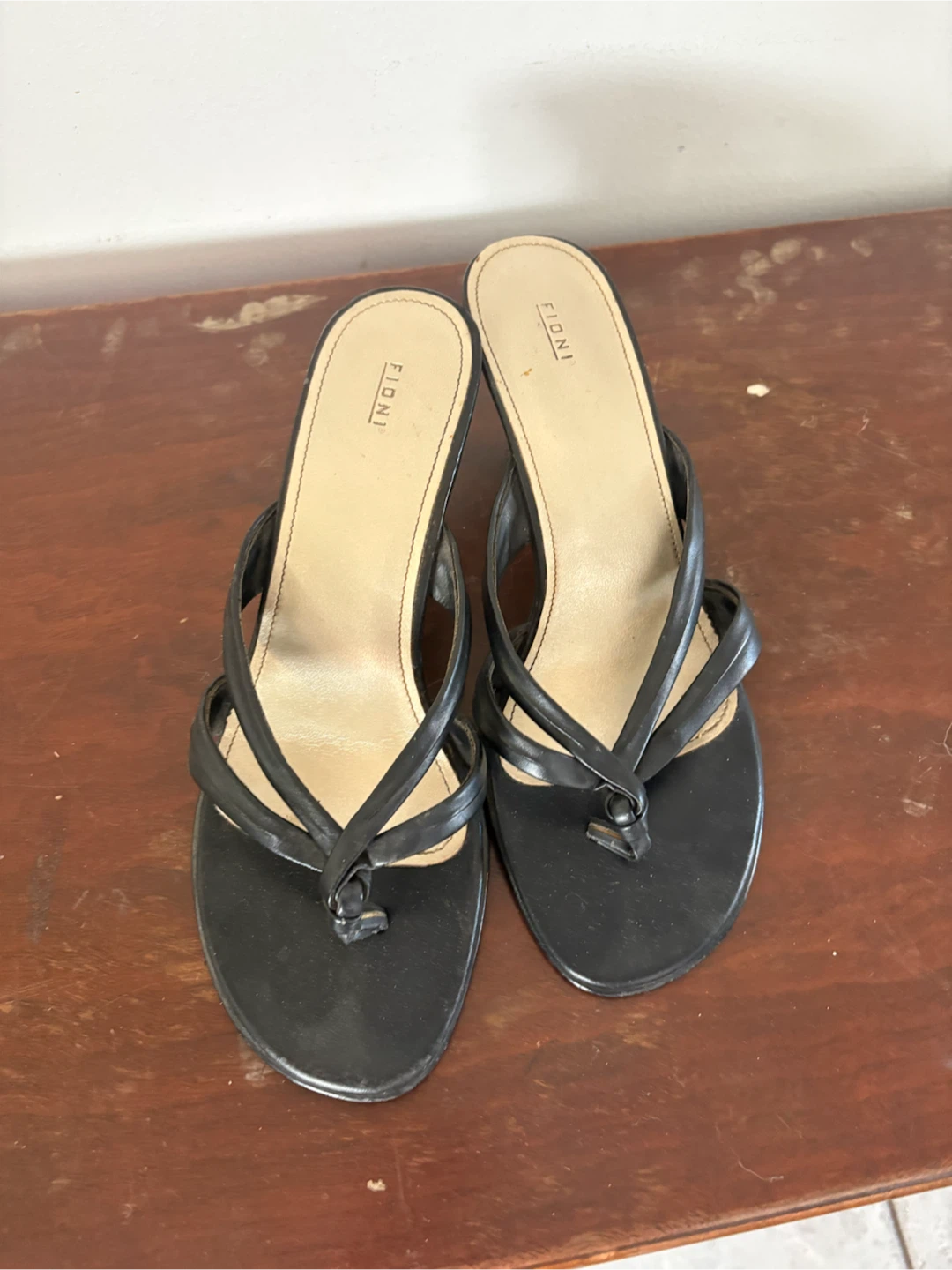 Fioni Black Heeled Sandals Size 8W
