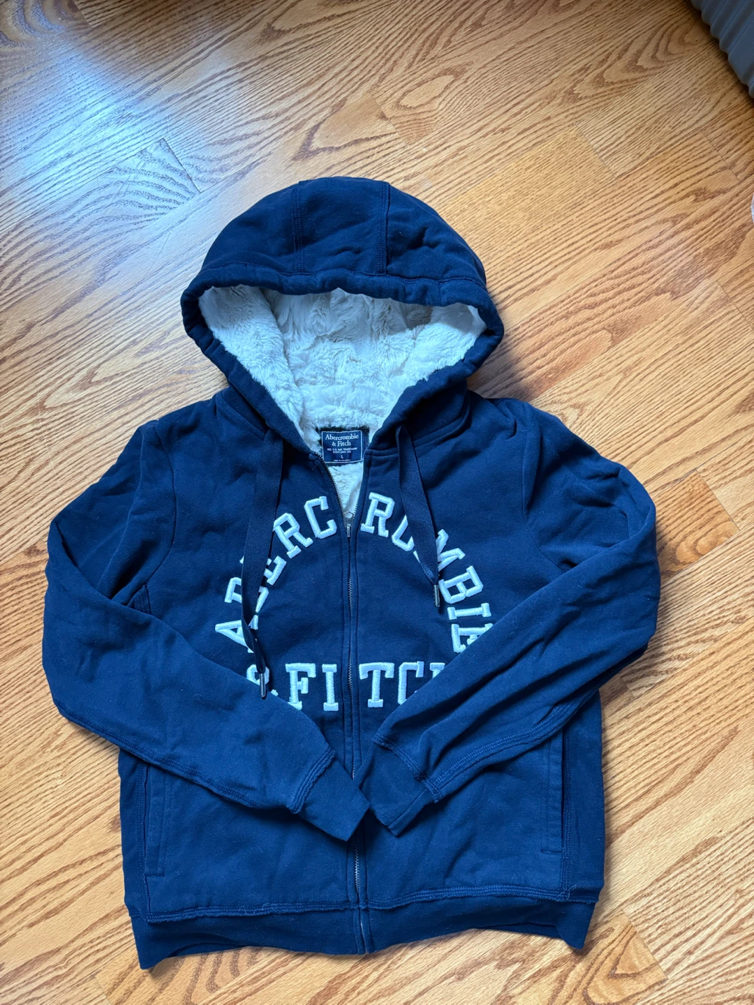 Abercrombie & Fitch Sherpa Lined Zip Hoodie