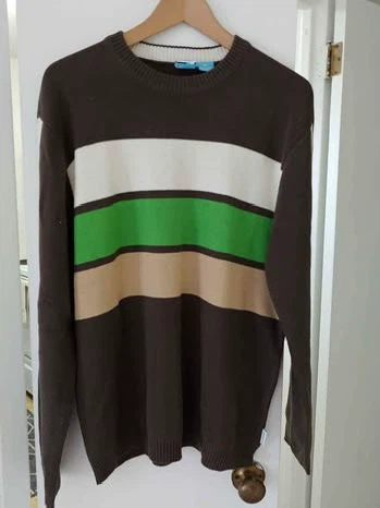 Striped Knit Sweater size M 🏈