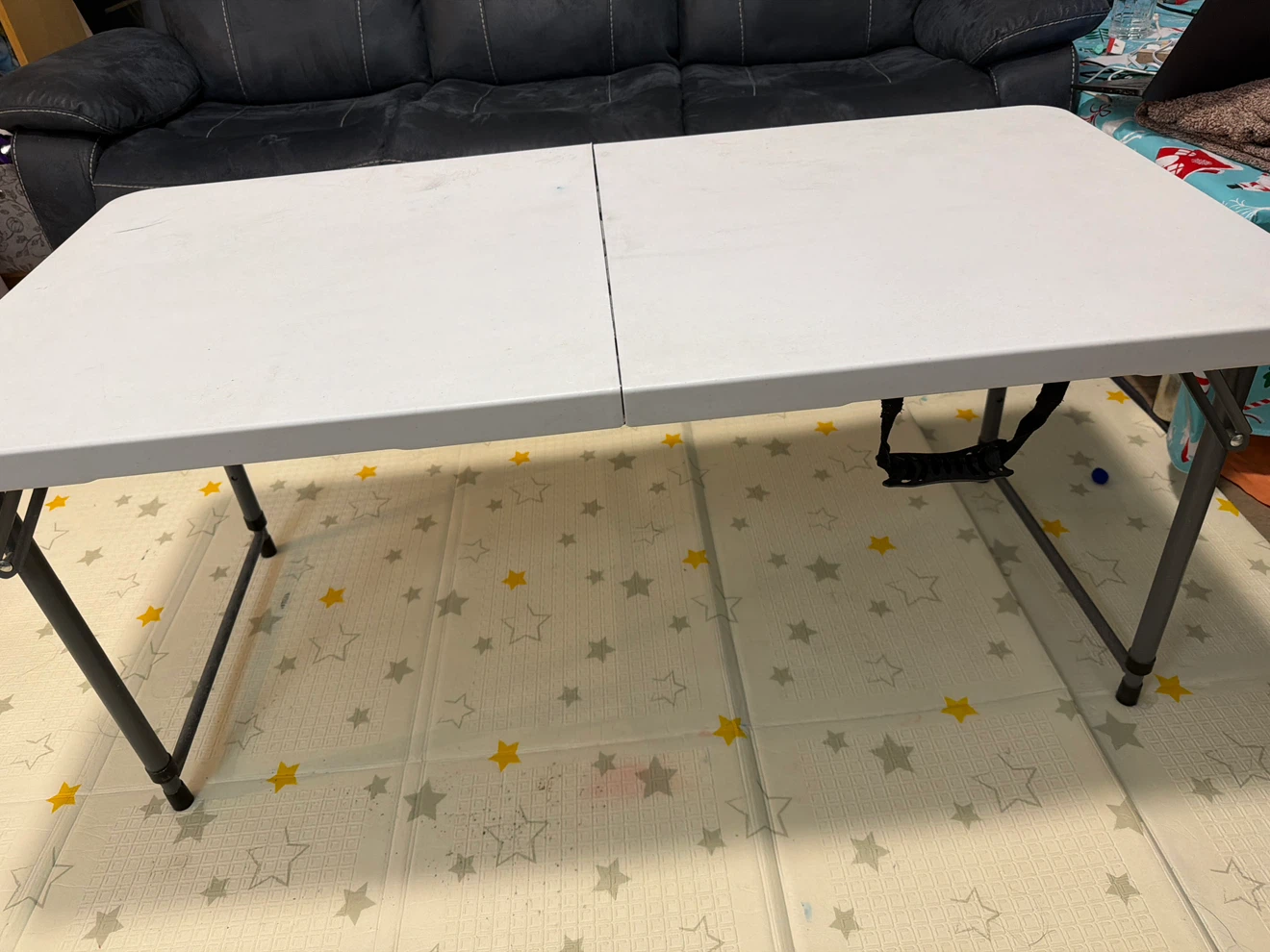 Portable folding table - photo 2
