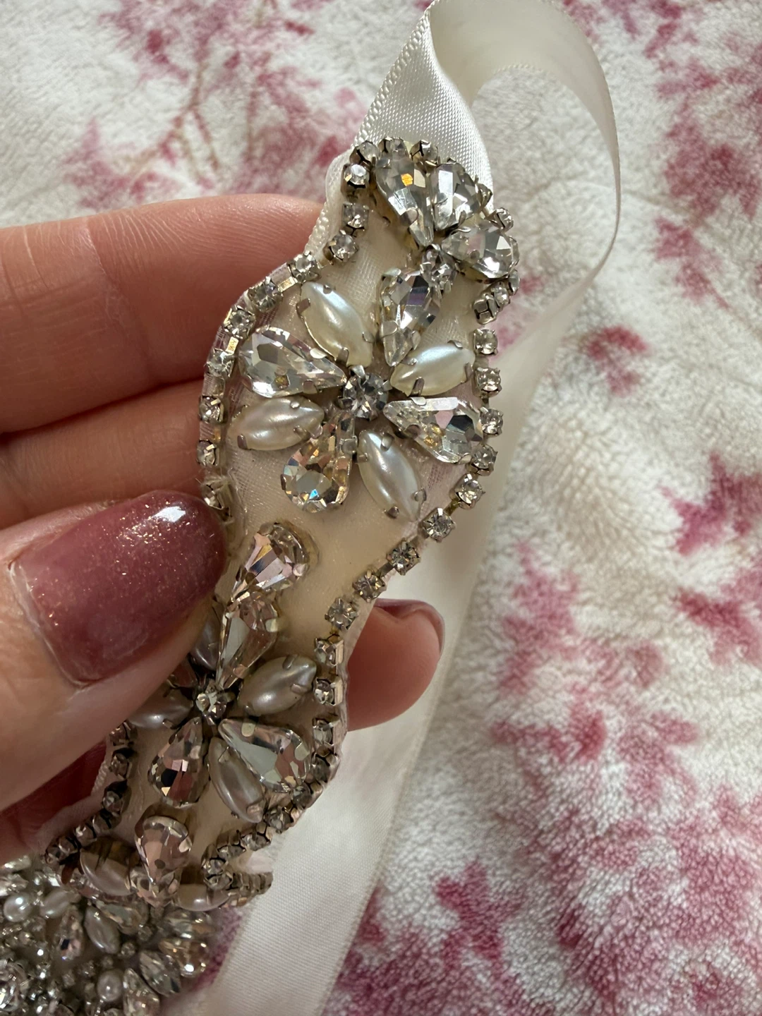 Embellished Ribbon Bridal Sash 🏈 - photo 5