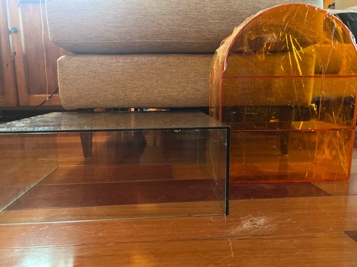 Plexiglass display shelves x2