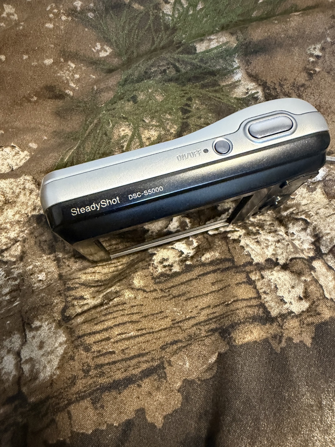 Sony Cyber-shot DSC-S5000 Digital Camera