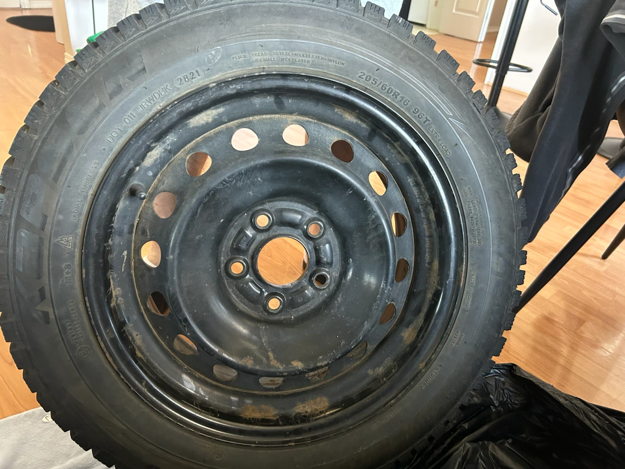 Set of 4 Kapsen Winter Tires with Steel Rims - photo 3