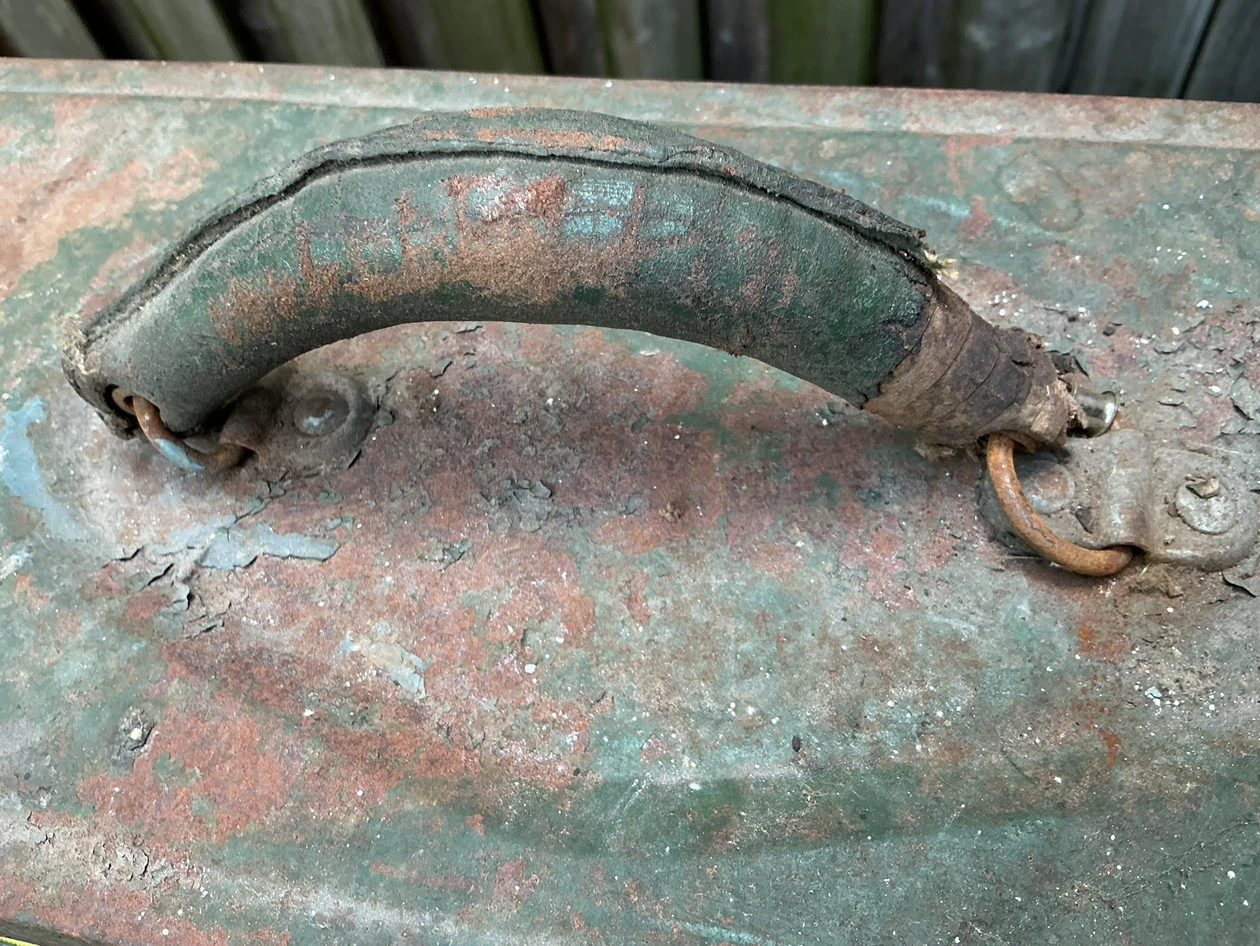 Vintage Green Metal Toolbox - photo 2