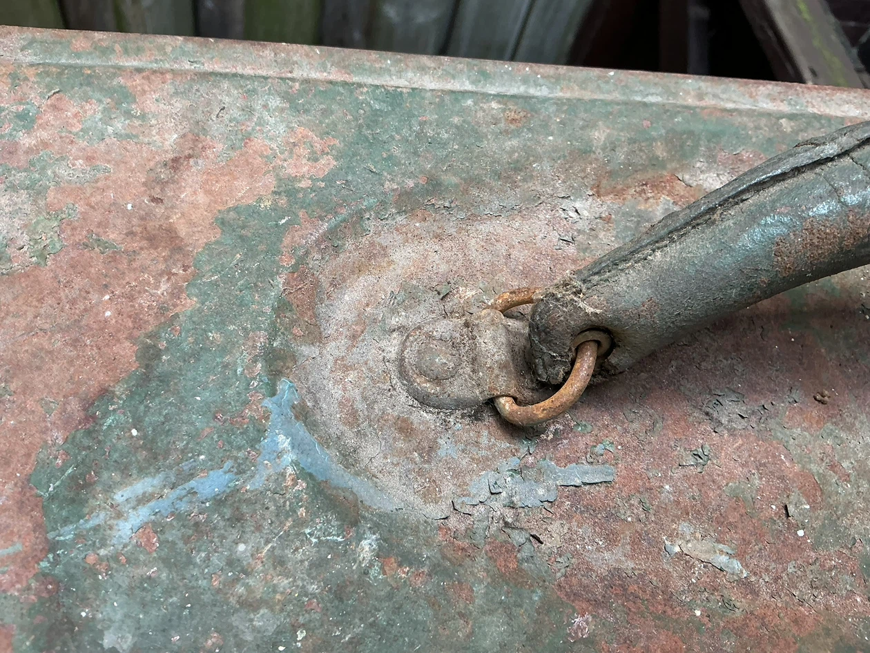 Vintage Green Metal Toolbox - photo 3