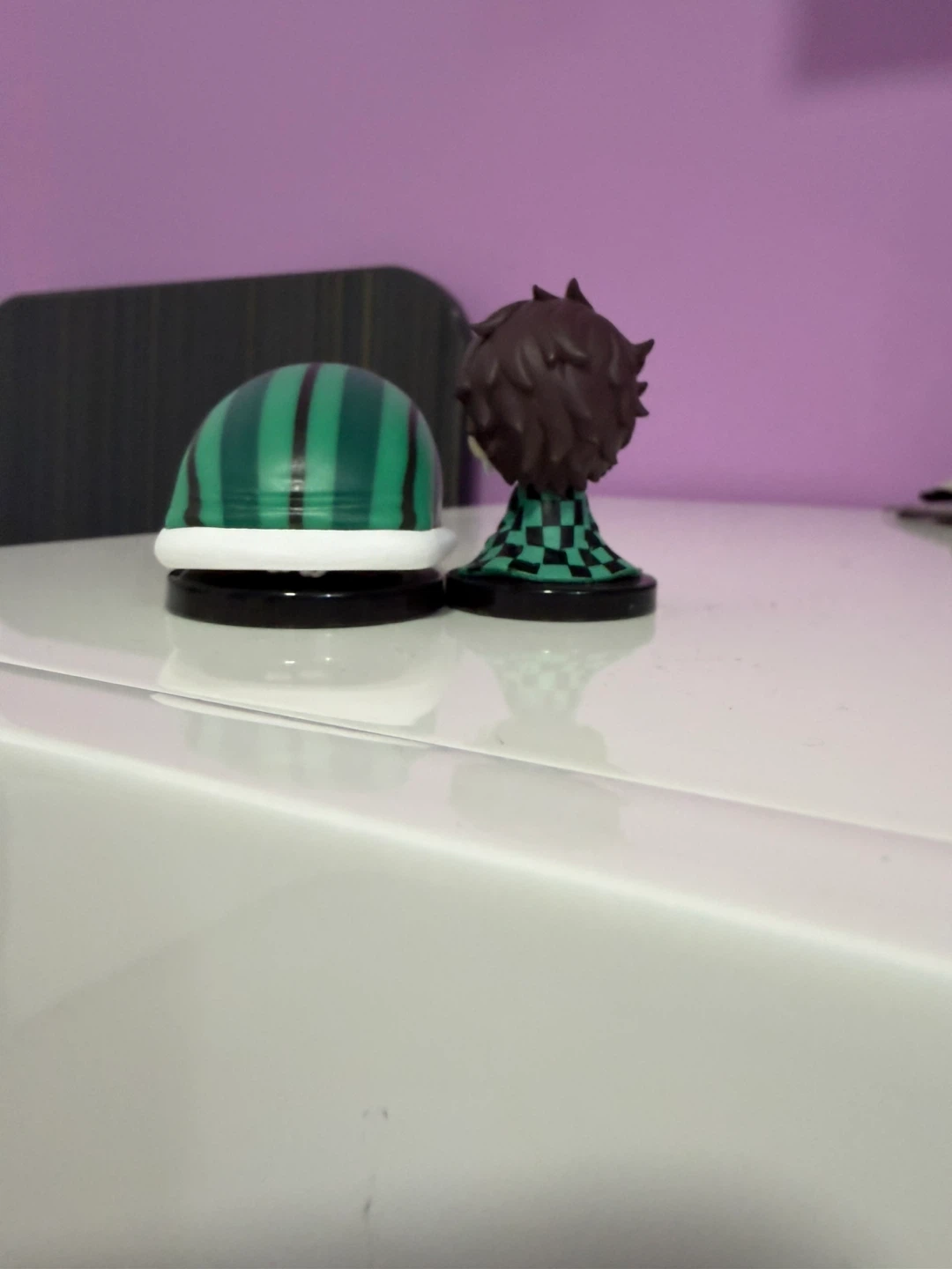 Nezuko & Tanjiro siblings chibi Figures + free sticker - photo 2