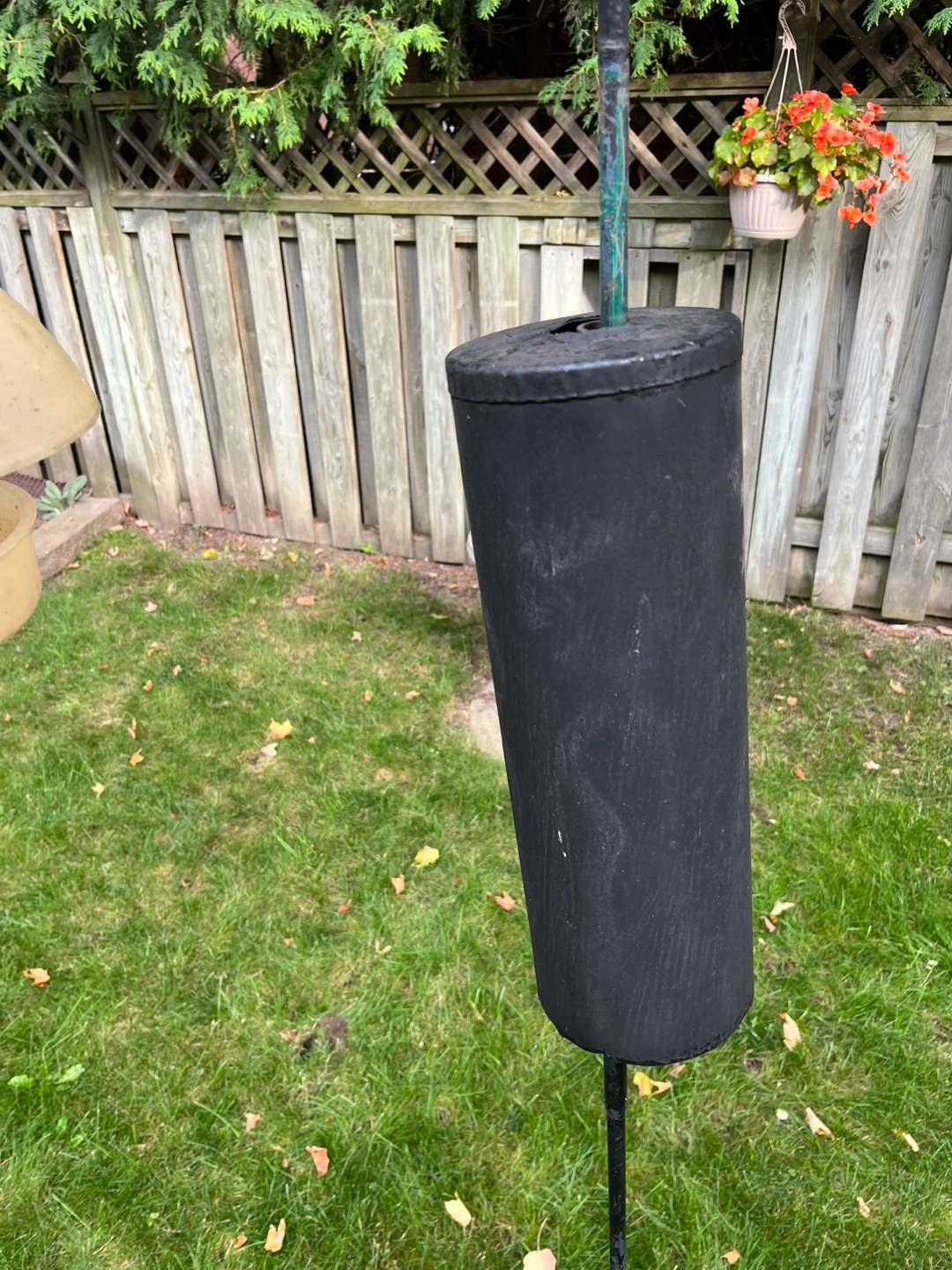 Woodlink  Dome Bird Feeder and shepherds hook - photo 4