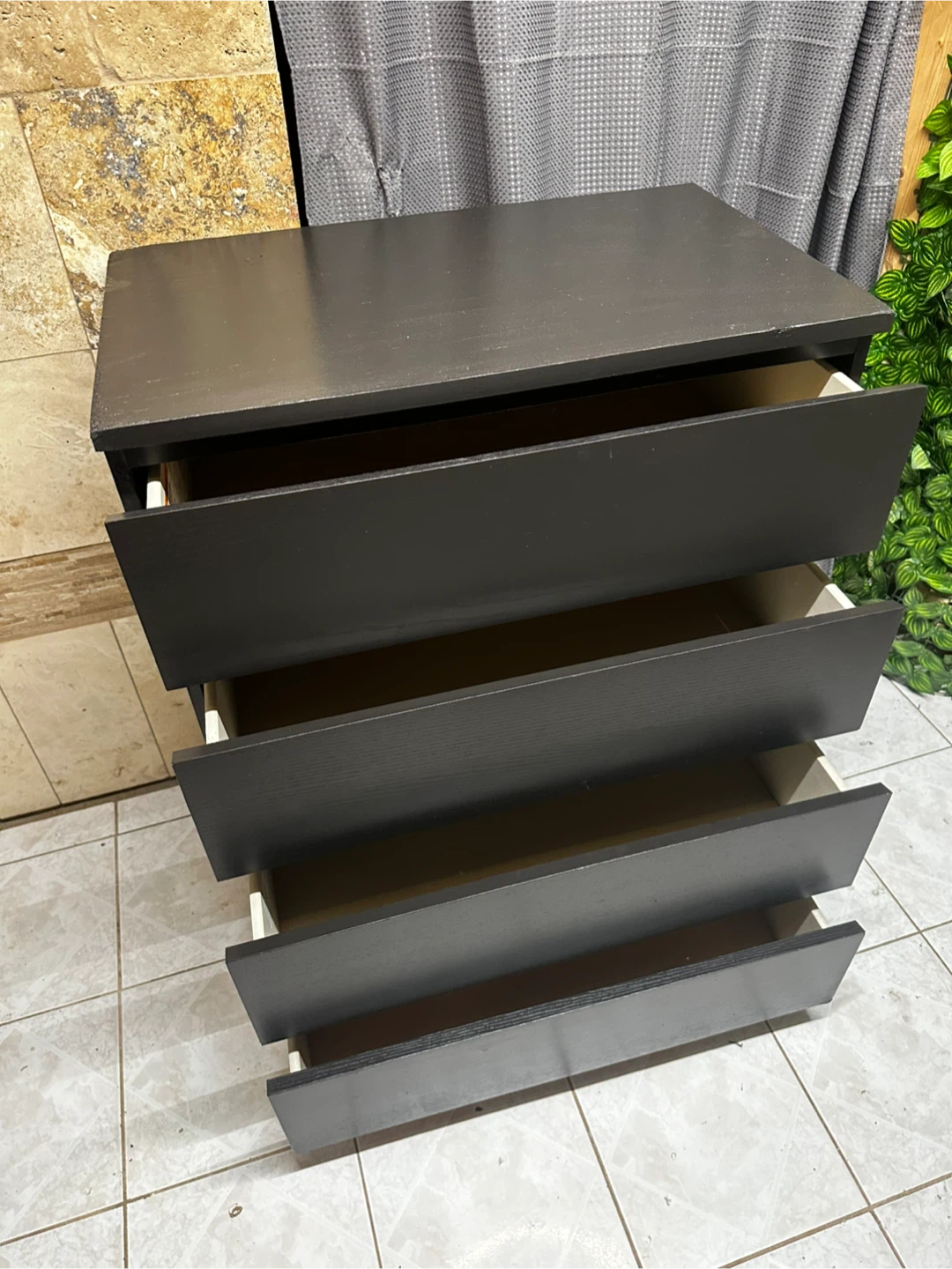 Black 4-Drawer Dresser