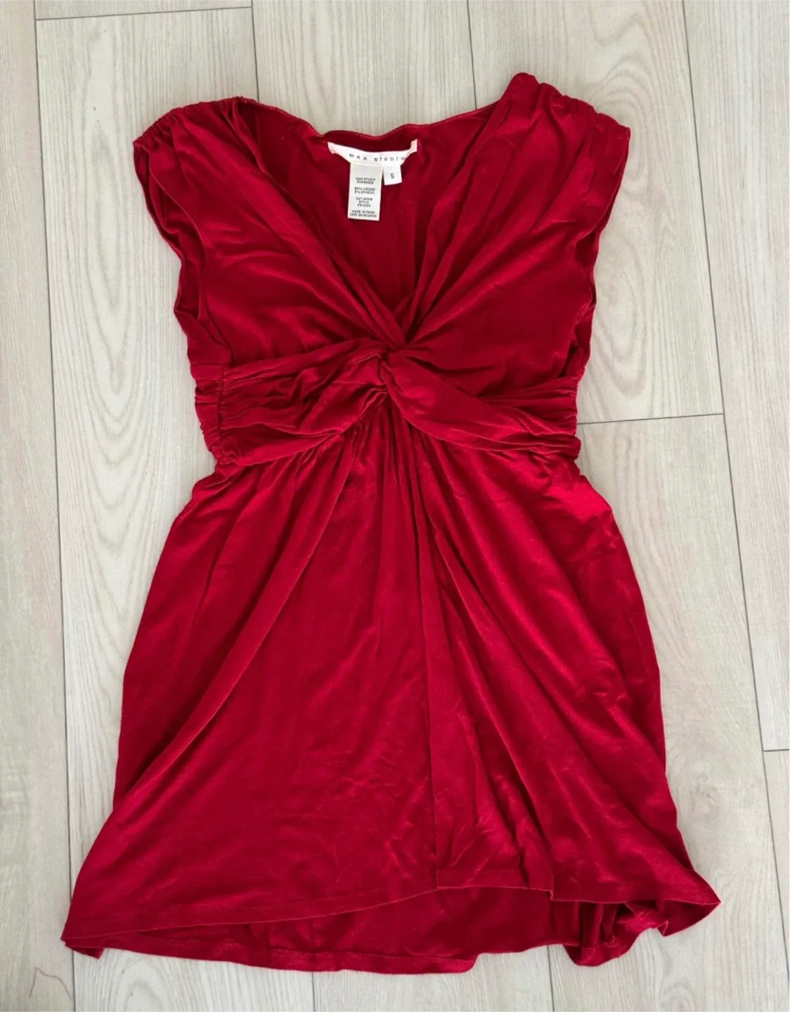 Red Y2K knotted top size small