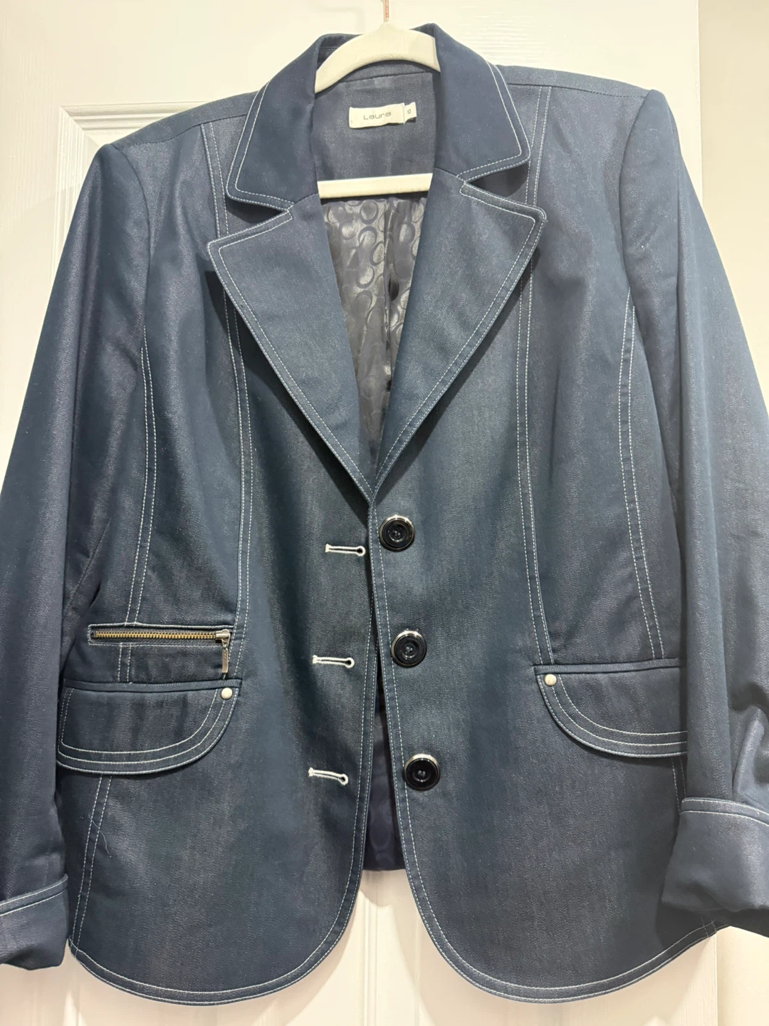 Laura dark blue blazer