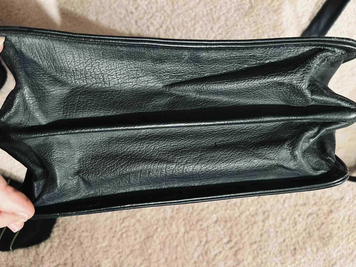 Italian Black Leather crossbody Bag - photo 3